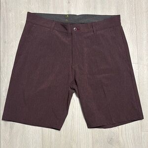 🔥BUNDLESALE Men’s 36 Split Burgundy Hybrid Shorts Minimalist Design NWOT